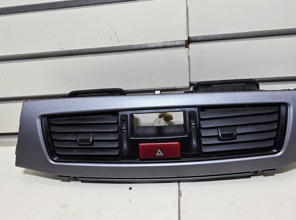 🔥02-07 Mitsubishi Lancer Dash Front Center Trim Bezel Panel Air Vent Silver
