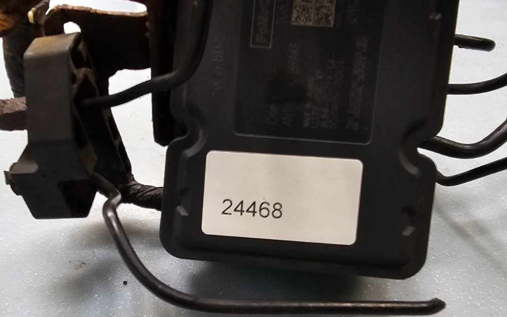 🔥2009 Ford Escape Mariner Tribute ABS Anti-Lock Brake Pump Module