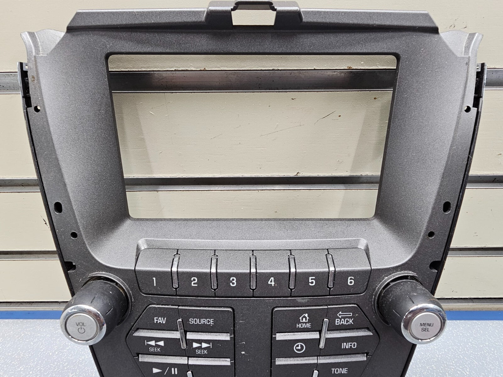🔥12-15 Equinox Terrain Dash AM FM Radio Stereo Climate Control Trim Panel Bezel