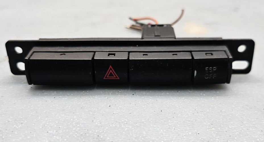 🔥06-08 Charger Hazard Emergency Light Switch ESP OFF Instrument Panel Black