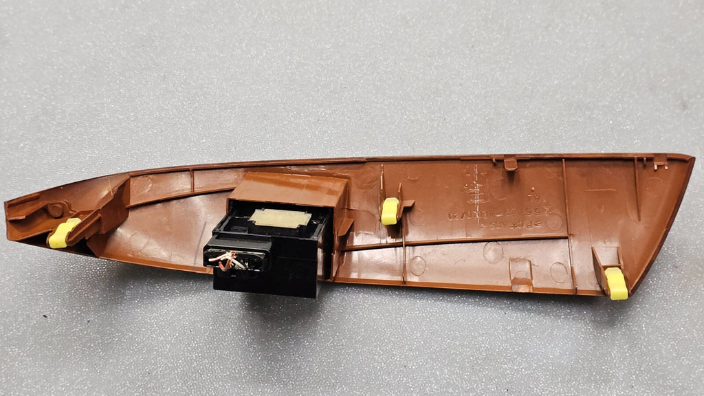🔥04-10 Toyota Sienna Dash Hazard Defrost Light Door Switch Trim Bezel Wood