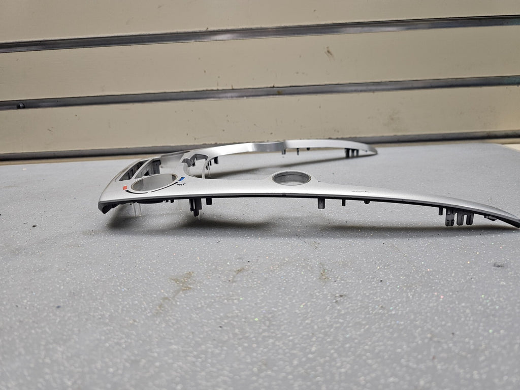 🔥10-11 Chevy Equinox GMC Terrain Radio Face Climate Control Panel Bezel SILVER
