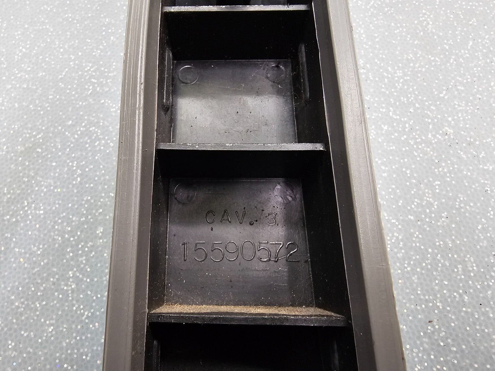 🔥88-94 Chevy Silverado GMC Sierra Lower Dash Trim Piece w/ Vent OEM Gray READ
