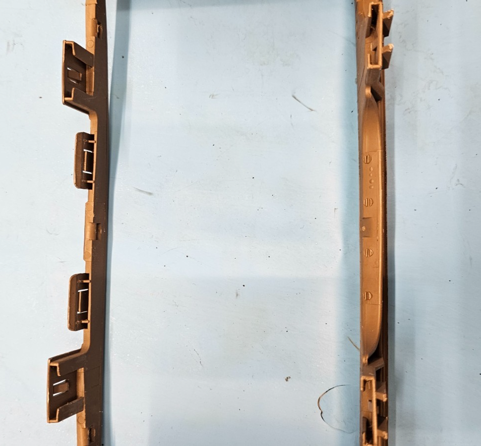 🔥03-08 COROLLA CENTER DASH AM FM RADIO STEREO BEZEL TRIM PANEL OEM TAN