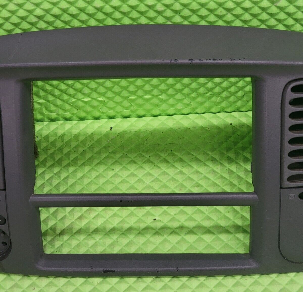 🔥1997-2003 Ford F150 Center Dash Radio Climate BEZEL Trim Panel Line Gray B1