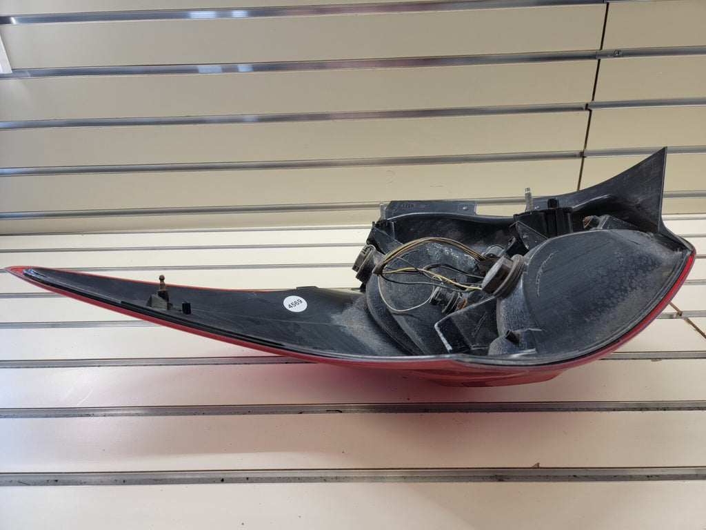 🔥2012-2014 Ford Focus Hatchback Tail Light taillight right passenger side