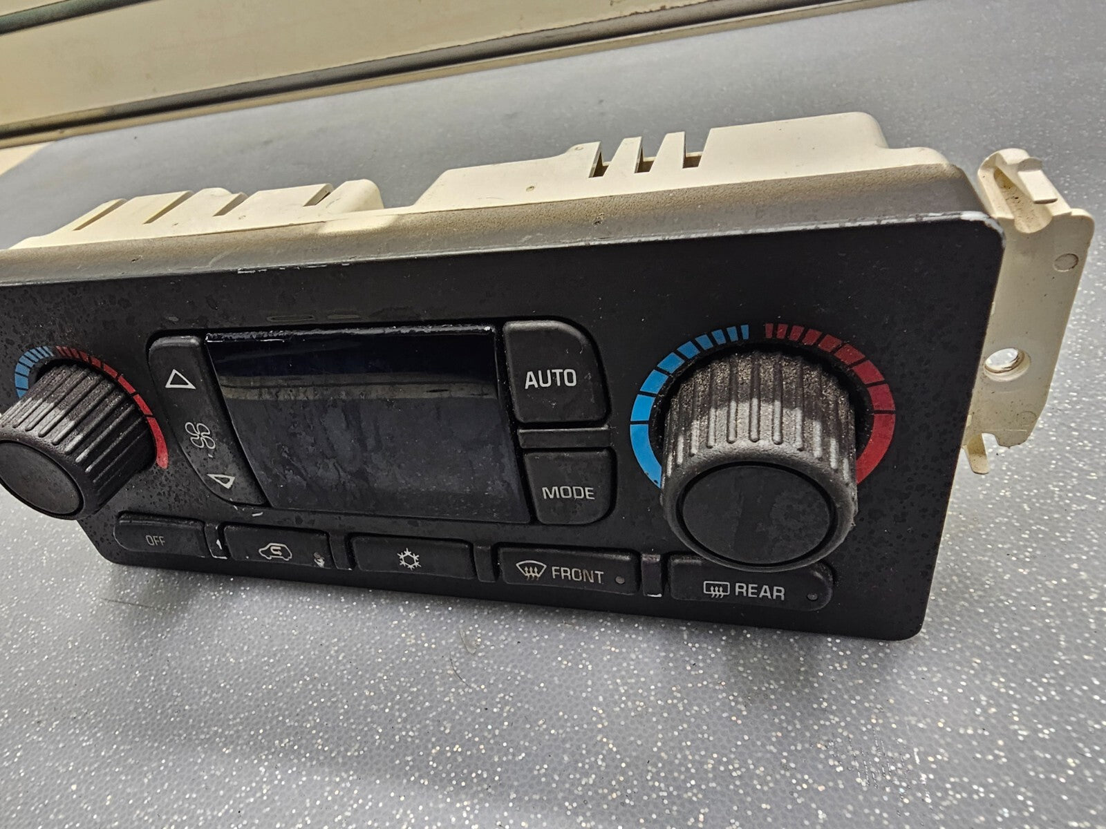 🔥03-09 Silverado SIERRA DASH AC A/C Heater Temperature Climate Control Digital