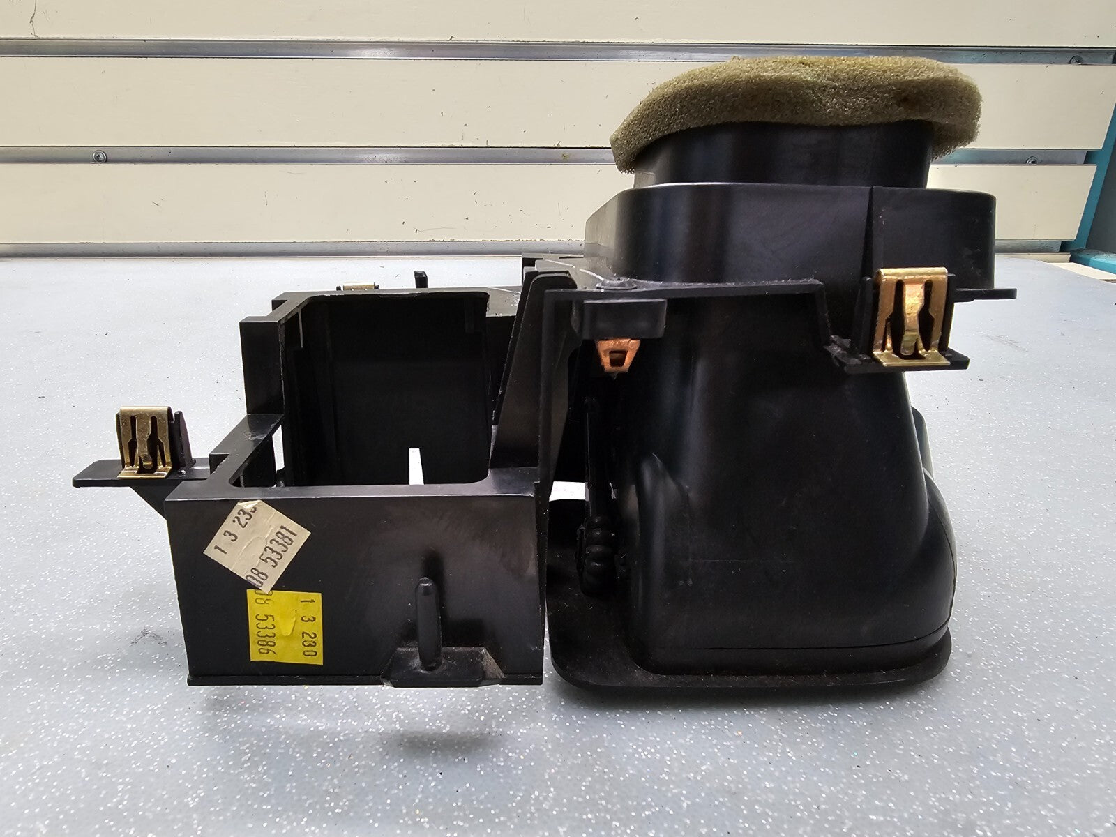 🔥99-06 Chevy Silverado Sierra Headlight Switch left Driver Air Vent black HS19