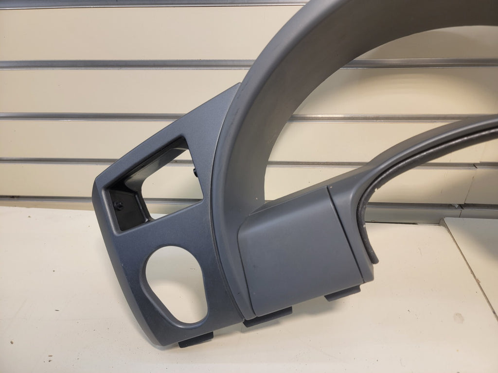 🔥04-07 BUICK Rendezvous Dash Instrument Cluster Speedometer Trim panel Dk Gray
