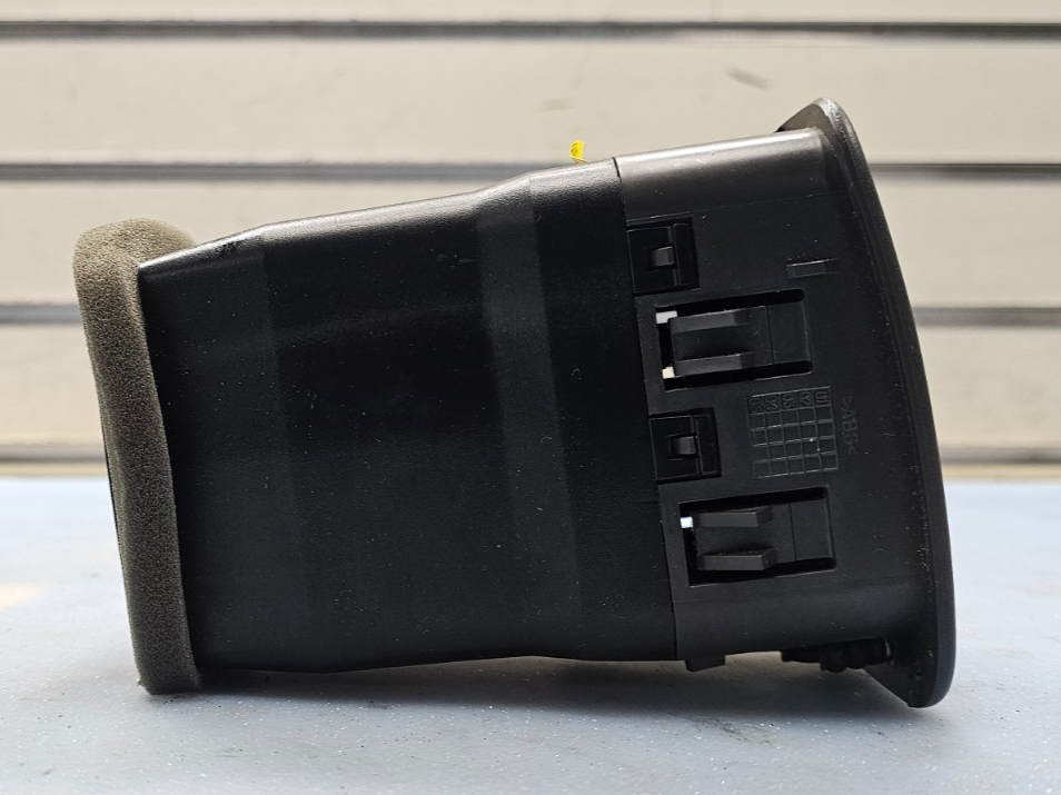 🔥99-06 Silverado Sierra Right Passenger Dash A/C HVAC AC Heater Air Vent Black