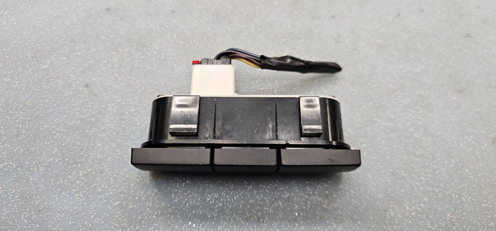 🔥06-09 FUSION MERCURY MILAN CENTER DASH HAZARD BUTTON SWITCH PASS RADIO BEZEL