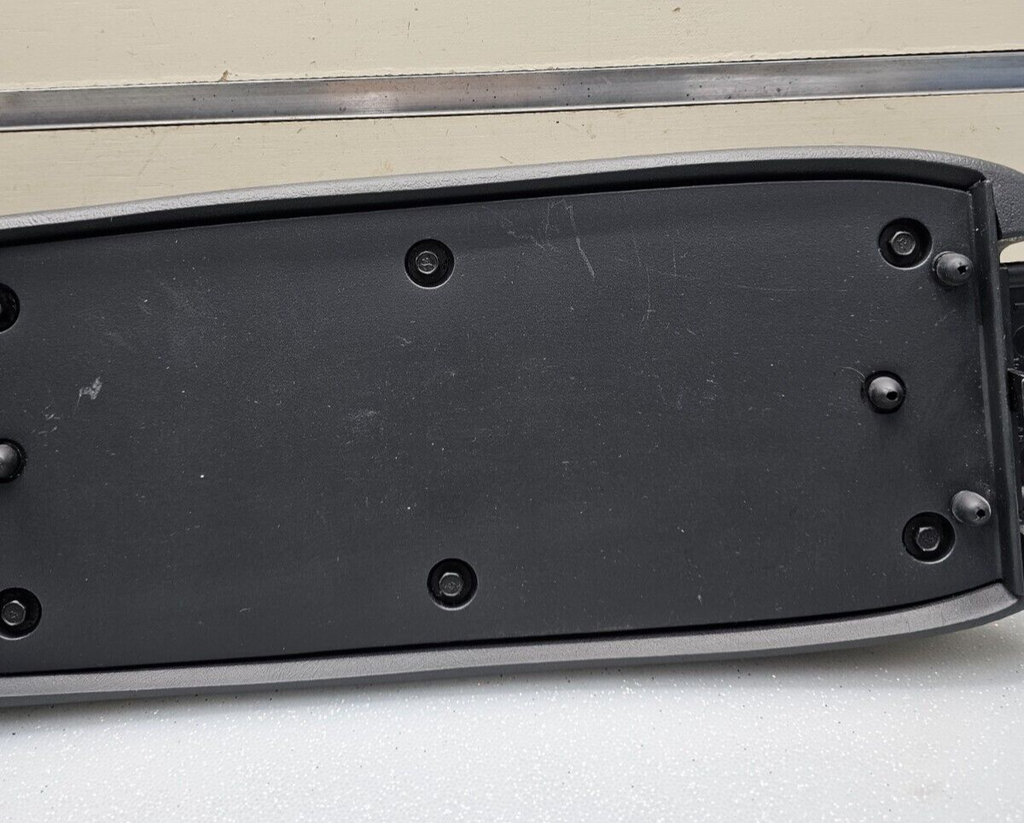 98-04 Chevy BLAZER S10 JIMMY SONOMA Center Console Armrest Cover Lid GRAPHITE L7