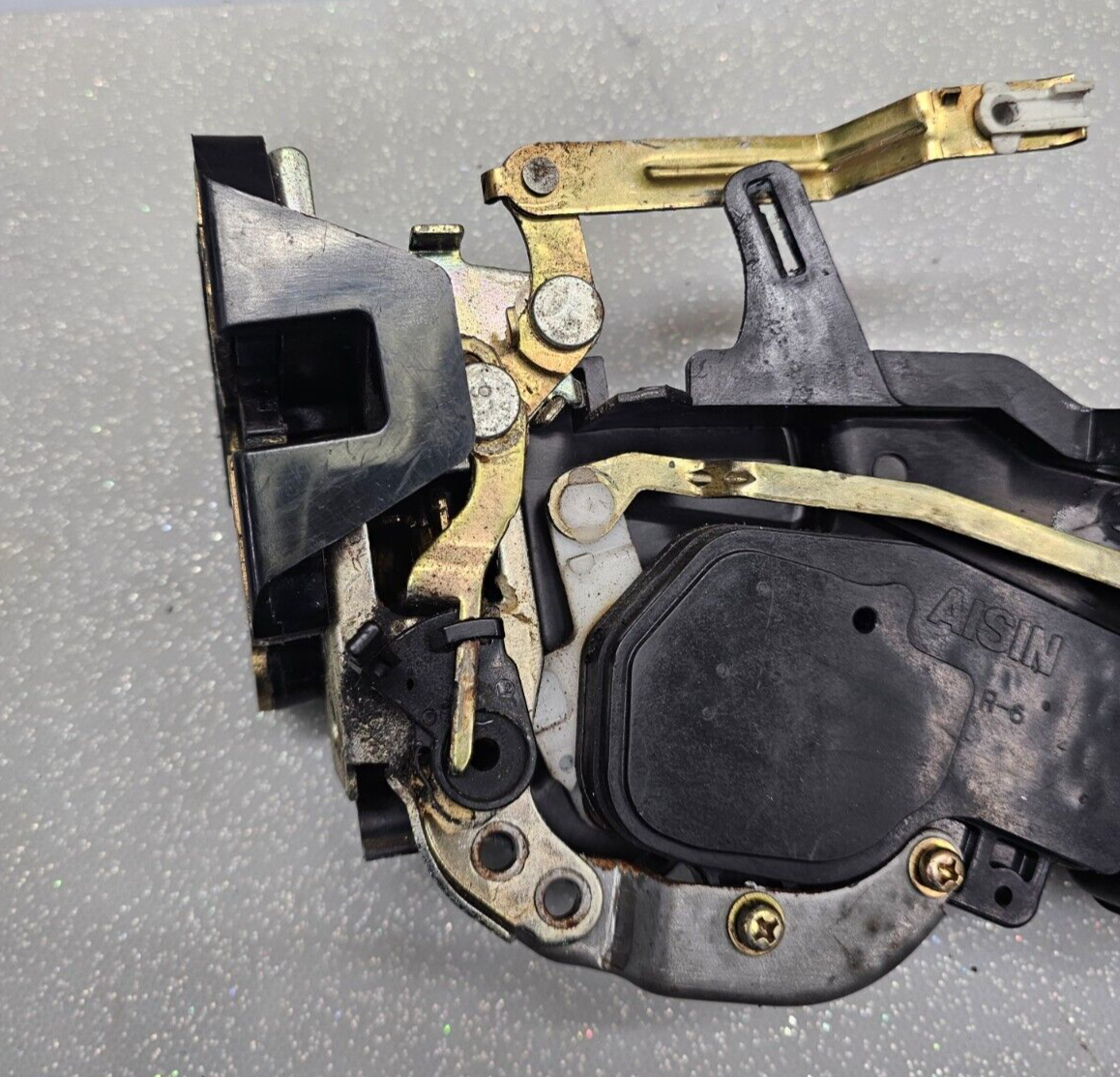 🔥97-01 Toyota Camry Rear Driver Power Door Lock Actuator Latch Assembly