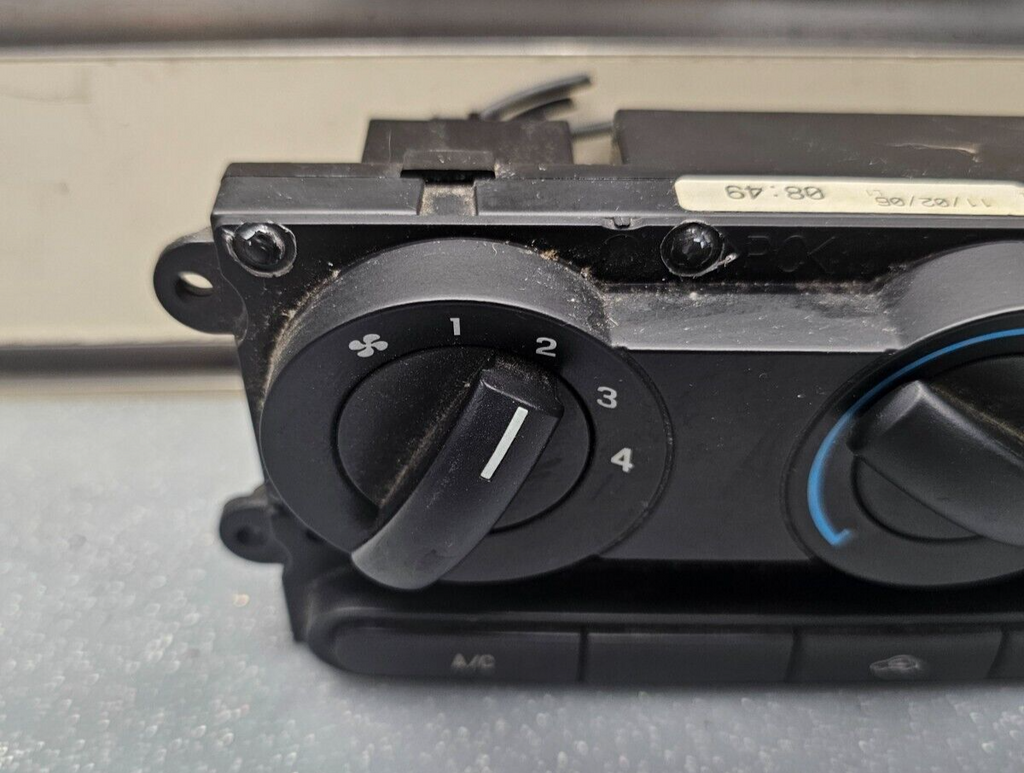 04-08 Ford F150 F250 Dash AC Heater Climate Control Temperature Conditioner OEM