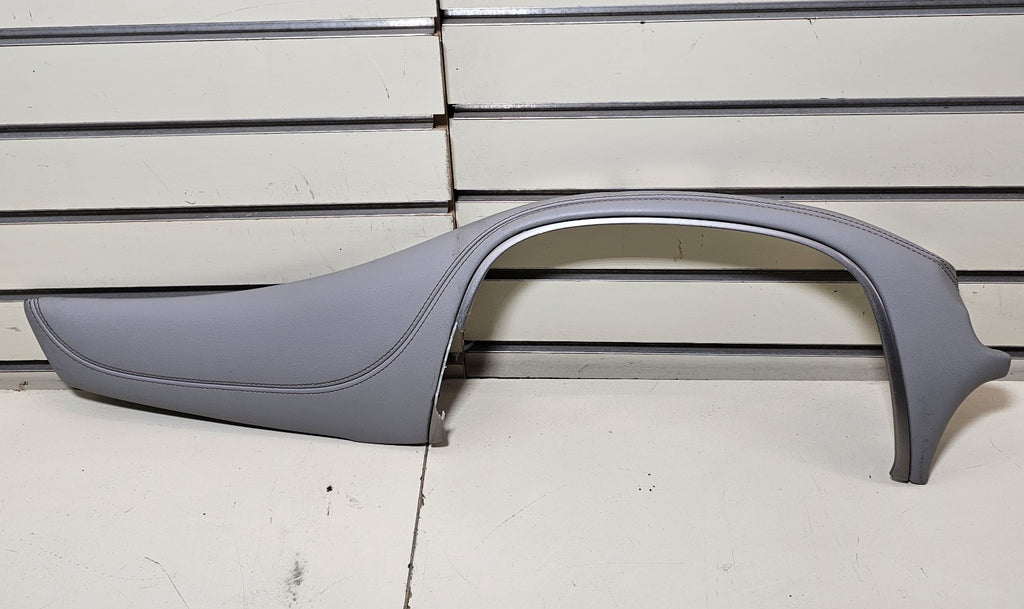 🔥17-20 CHEVROLET TRAX LS FRONT DASH PANEL TRIM BEZEL TOUCH DISPLAY RIGHT Side