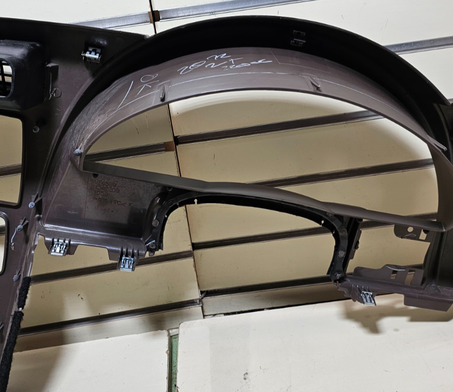 🔥04-07 BUICK Rendezvous Dash Instrument Cluster Speedometer Trim panel Dk Gray