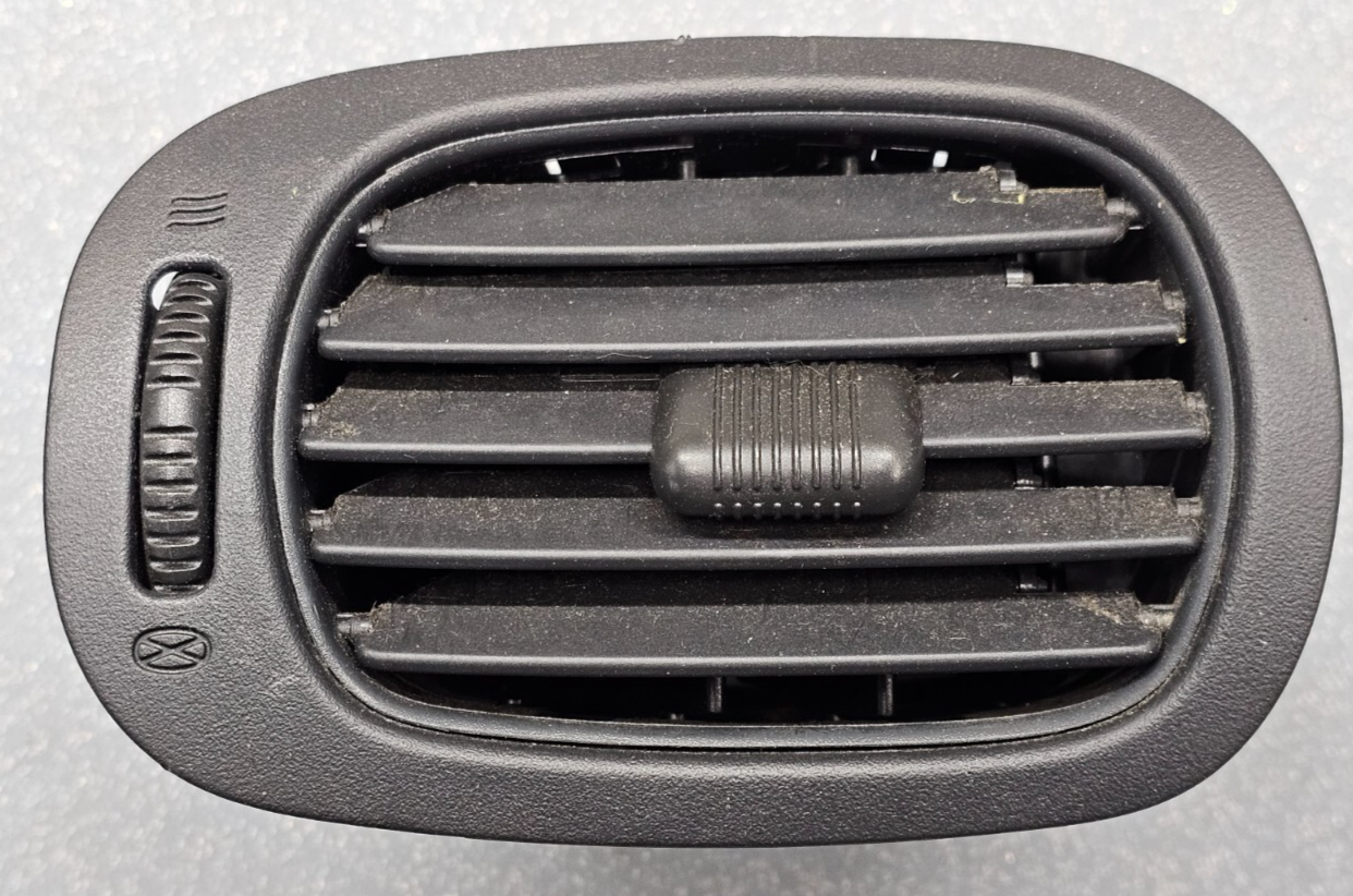 🔥01-07 Grand Caravan Chrysler Town Country Dash Left Driver Air Vent Black