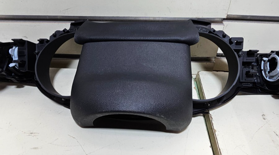 🔥11-14 Volkswagen Jetta Speedometer Instrument Cluster Dash Bezel Black