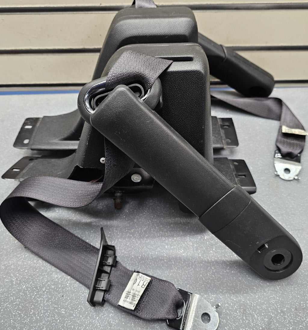 07-13 Chevy Silverado GMC Sierra Yukon Extended Cab Front Seat Belts LEFT/RIGHT
