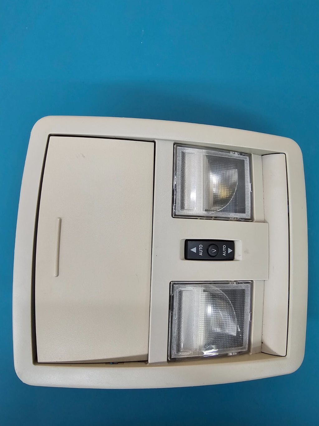 05-07 Dodge Charger 13-18 Challenger Overhead Console Dome Map Light Storage Tan