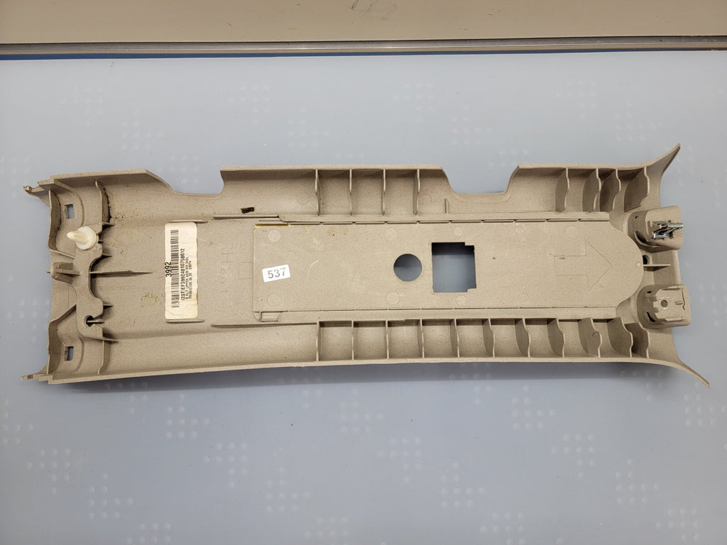 🔥07-09 CADILLAC ESCALADE RIGHT CENTER UPPER B PILLAR TRIM PANEL OEM 108767 Tan