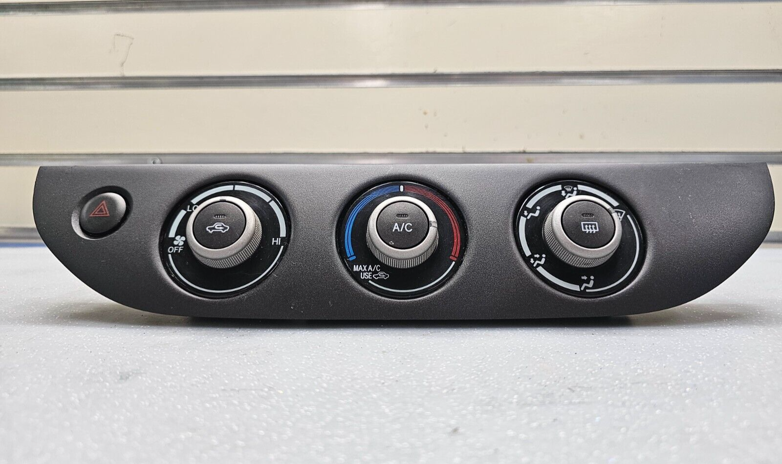 02-06 TOYOTA CAMRY Front Dash A/C Temperature Heater Climate Control Panel Unit