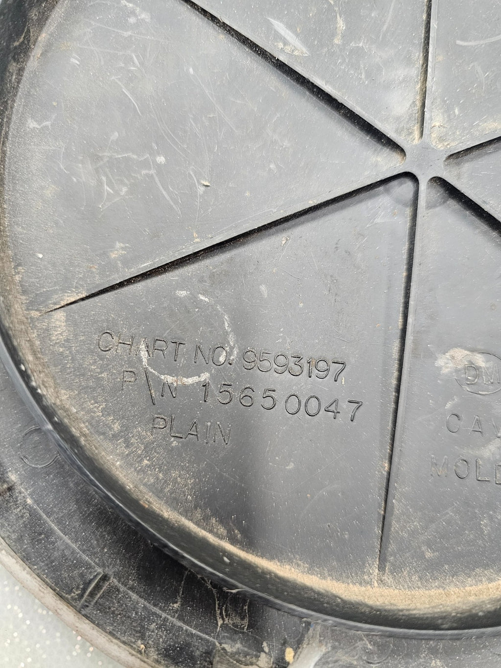 92-99 GMC Chevy 4x4 Truck Suburban Tahoe Front Rear Wheel Center Cap Hubcap GRAY
