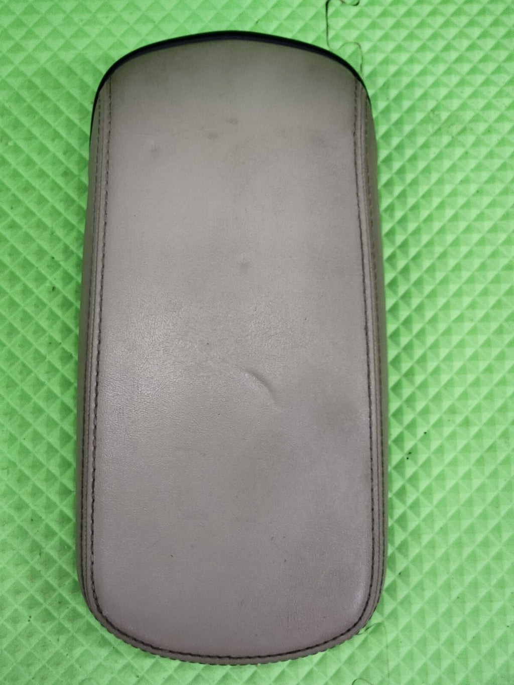 🔥2011-2014 CHRYSLER 200 DODGE AVENGER CENTER CONSOLE LID ARM REST GRAY