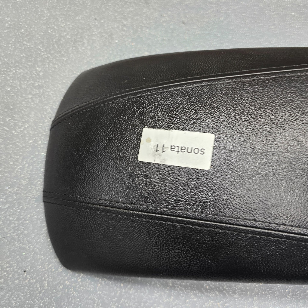 🔥11-14 HYUNDAI SONATA FRONT CENTER CONSOLE ARM REST LID COVER TOP PAD BLACK OEM