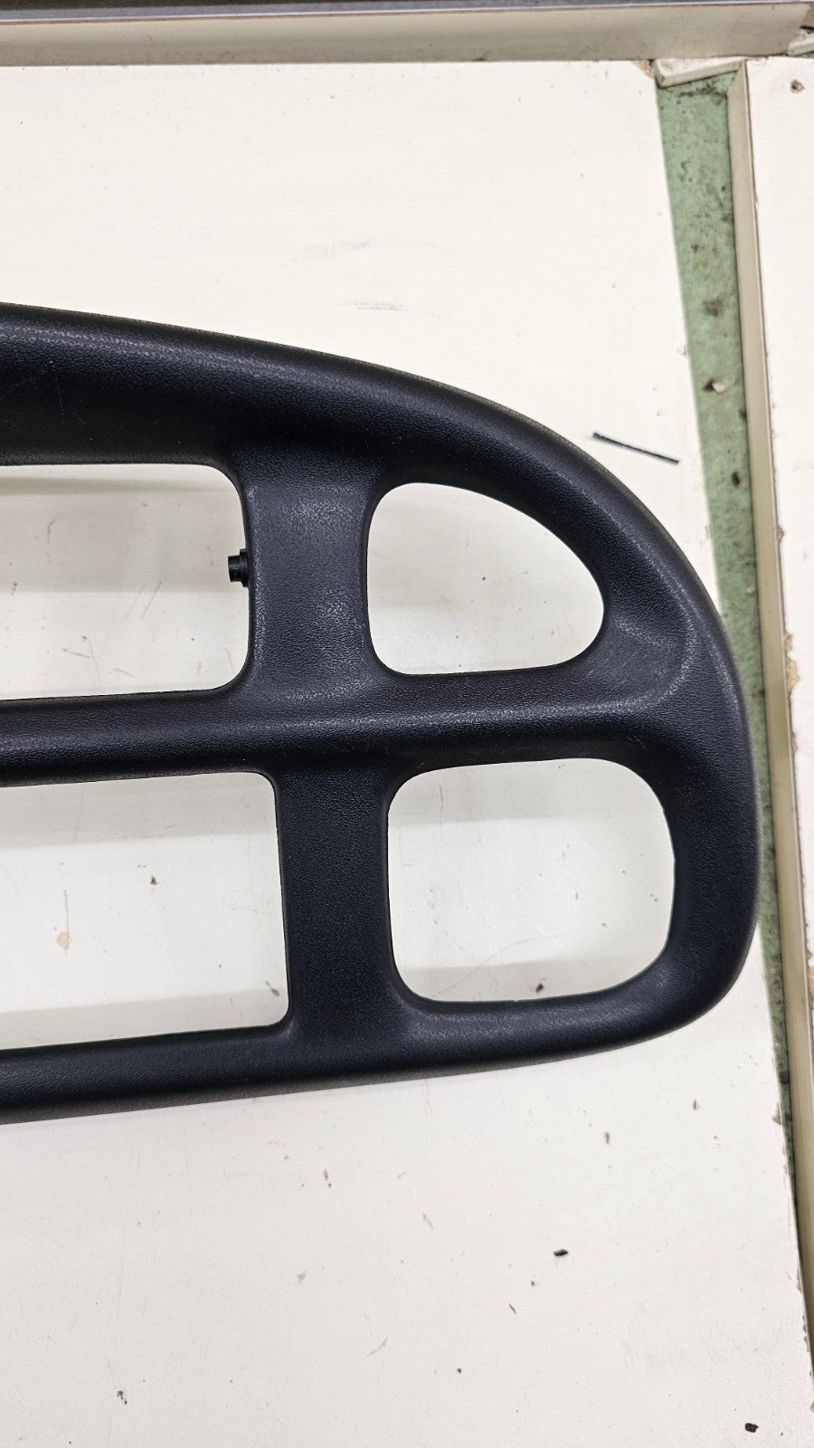 98-01 Dodge Ram 1500 2500 3500INSTRUMENT SURROUND COVER CAP CLUSTER BEZEL Black