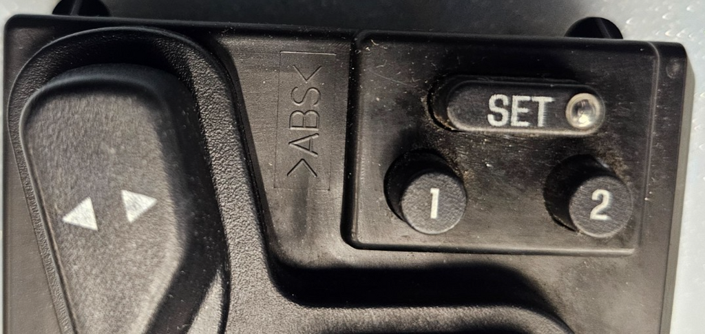 03-11 Lincoln Town Car & Grand Marquis Memory driver power seat switch Assembly