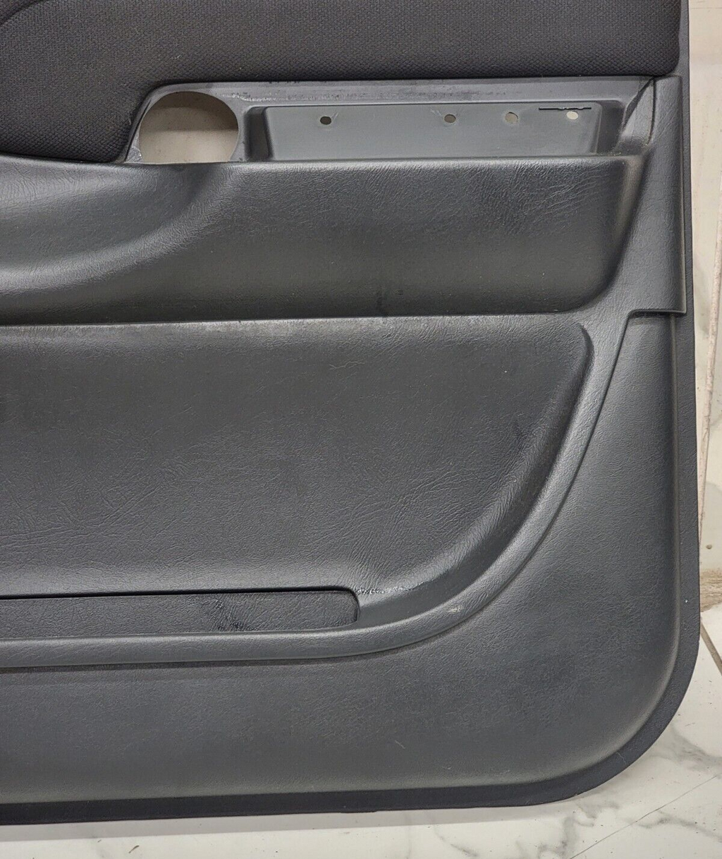 98-04 Chevy Blazer Jimmy S-10 GMC Sonoma Front Door Panels AUTO OEM RIGHT GRAY
