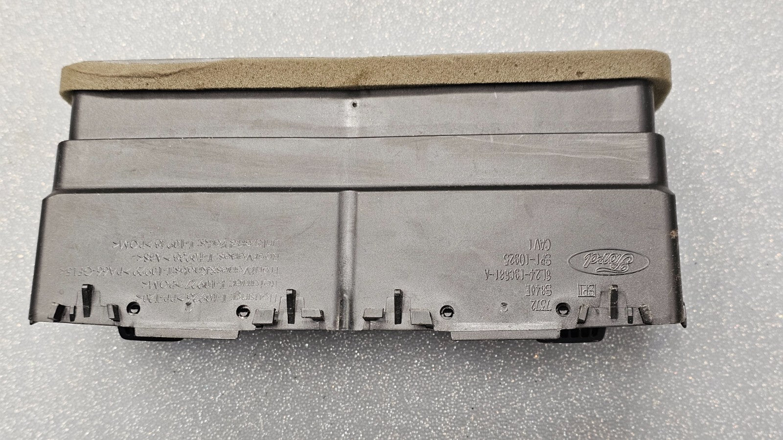 🔥06-10 Explorer Mountaineer Dash Center AC A/C Air Vent Heater Panel Bezel OEM
