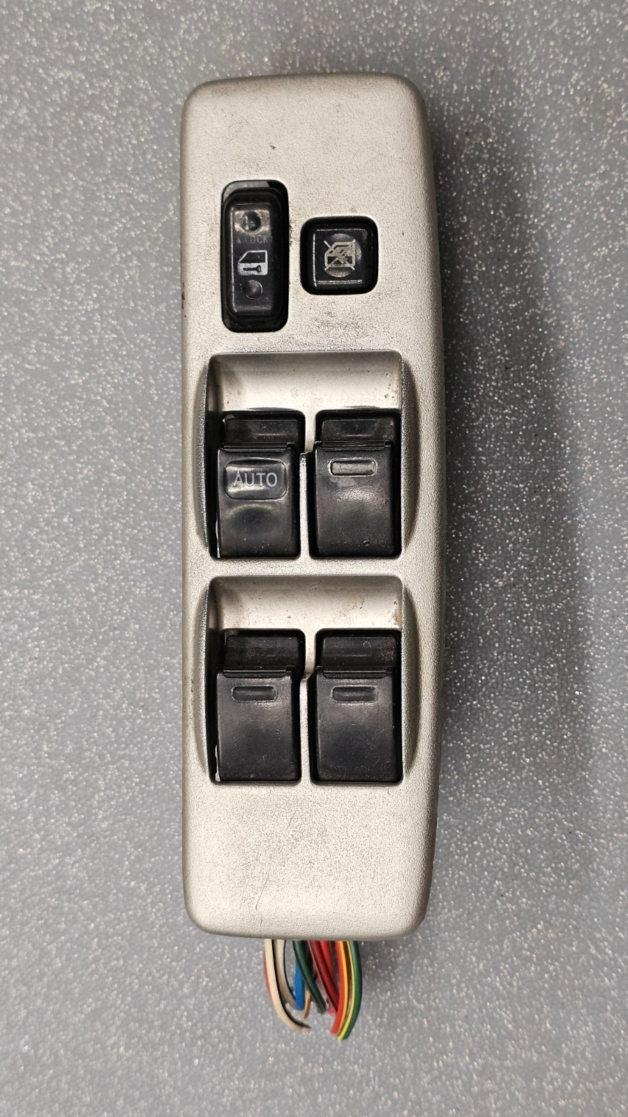 02-06 Camry Scion XB Front Left Driver Master Power Window Switch Control Silver