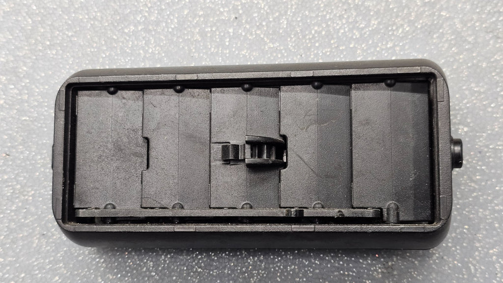 🔥05-07 FORD FOCUS CENTER DASH A/C AC HVAC AIR VENT HEATER PANEL BLACK