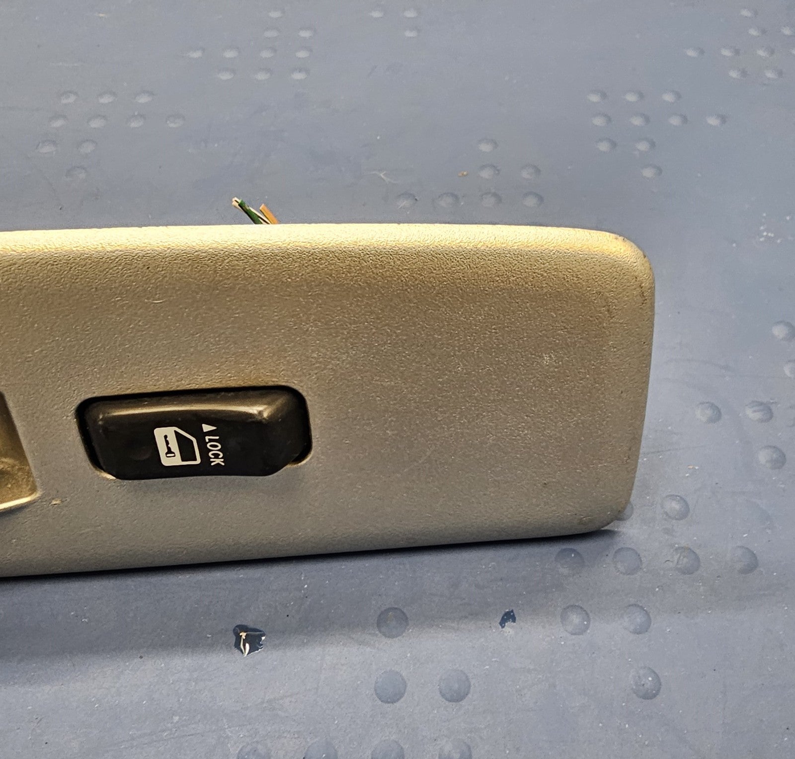 🔥02-06 Toyota Camry Scion XB Right Passenger Power Window Switch Tan OEM