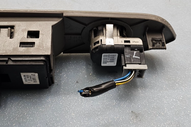 🔥07-09 Lincoln MKZ Driver's Side Door Master Window Control Switch Silver OEM