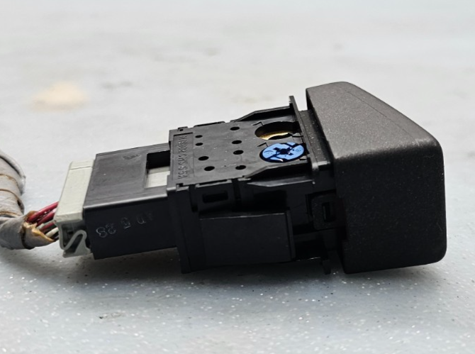 🔥03-08 Honda Pilot Accord Emergency Hazard Light Control Switch Unit Black OEM
