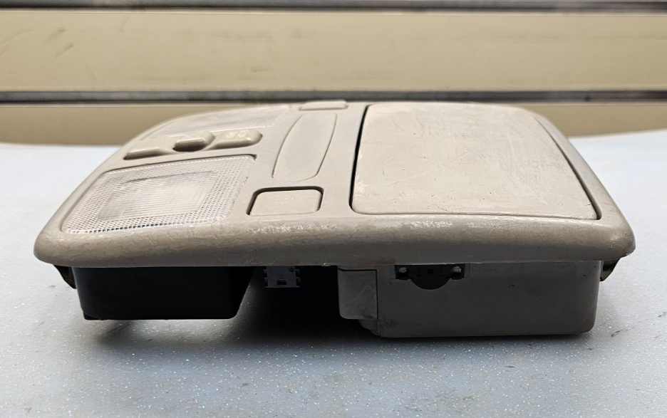 🔥03-06 Kia amanti Overhead Console Dome Map Interior Light Reading Lamp Tan OEM