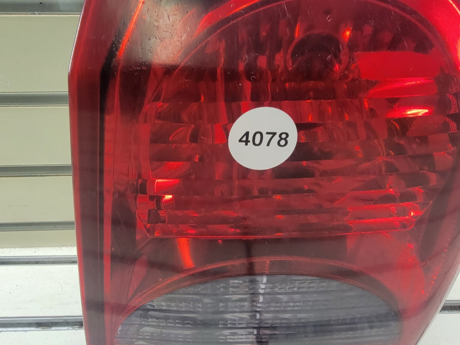 🔥2008-2012 Dodge Caliber  Tail Light Taillight lamp  passenger right side