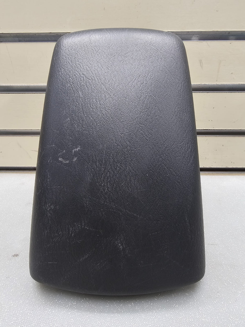 🔥2002-2007 Jeep Liberty Center Console Arm Rest Lid Black OEM
