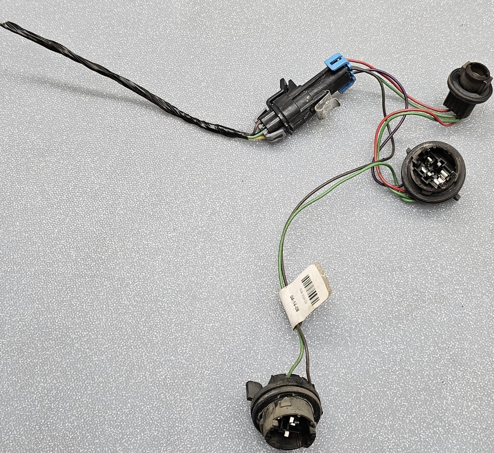 05-10 Pontiac G6 Tail Light Brake Light Wiring Harness Bulb Socket Assembly OEM