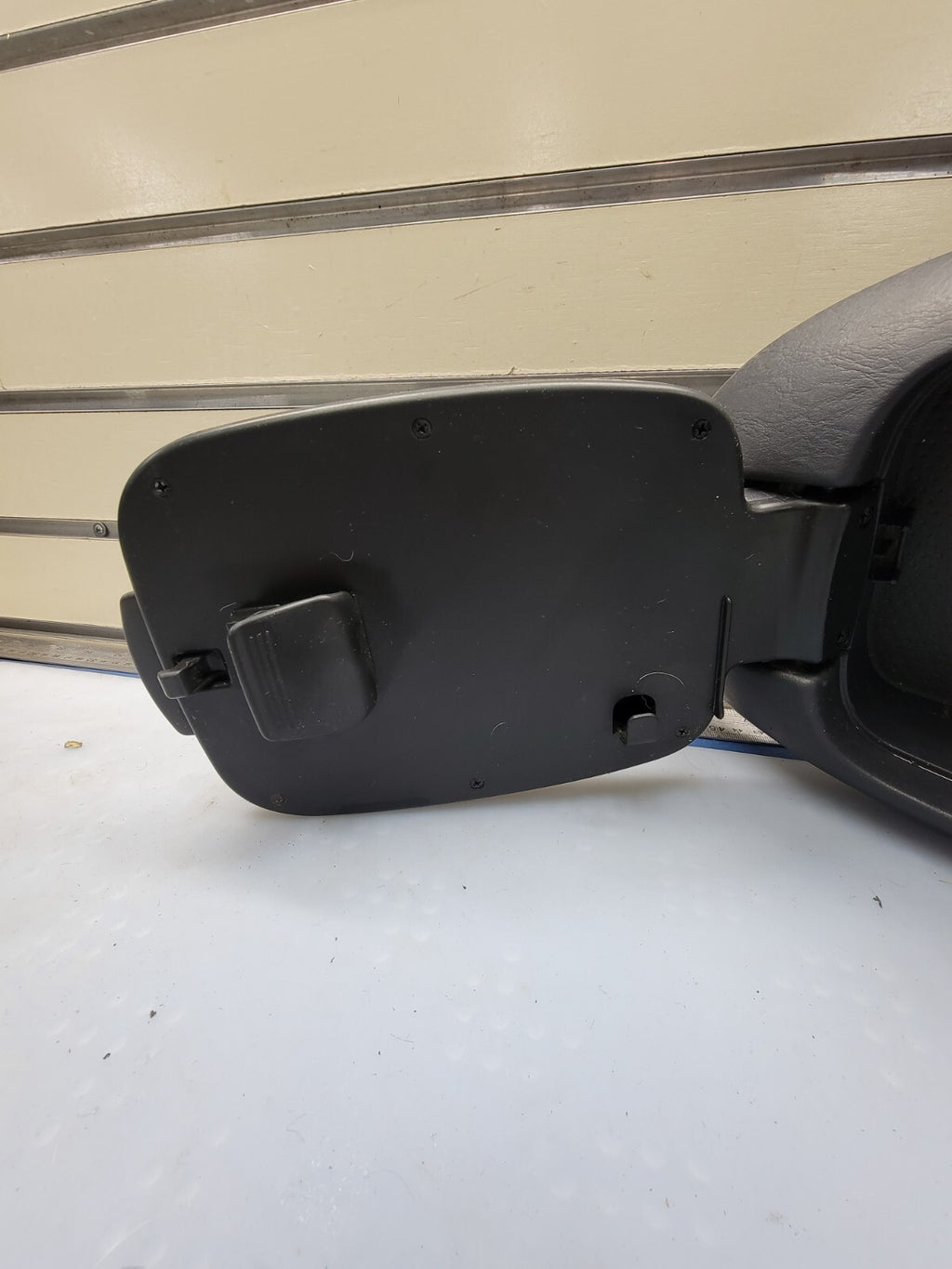 🔥01-07 TOYOTA SEQUOIA 02-06 TUNDRA ARMREST Center Console Storage Lid GRAY