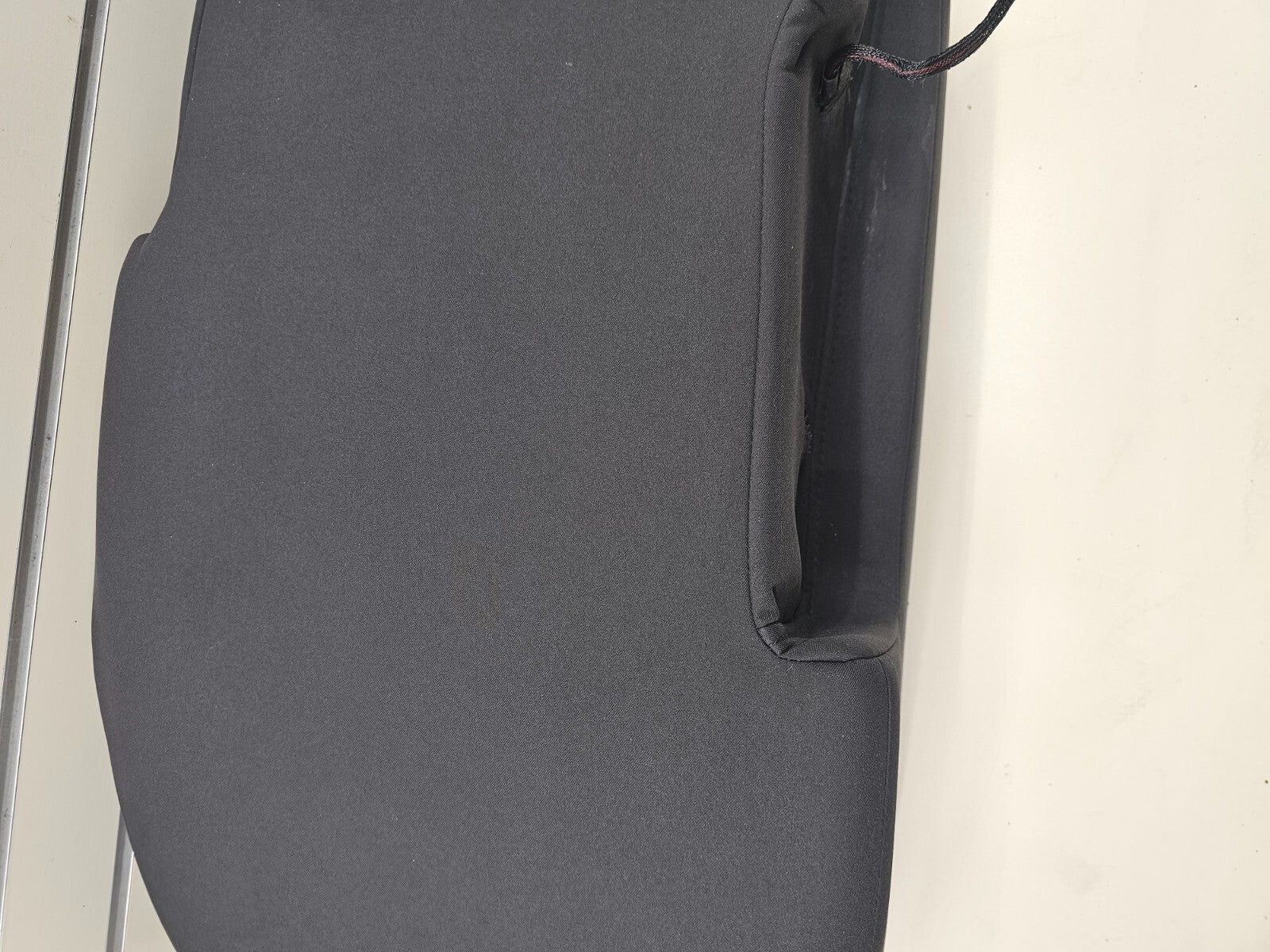 04-08 NISSAN TITAN Front Center Console Jump Seat Cup Drink Holder Black Leather