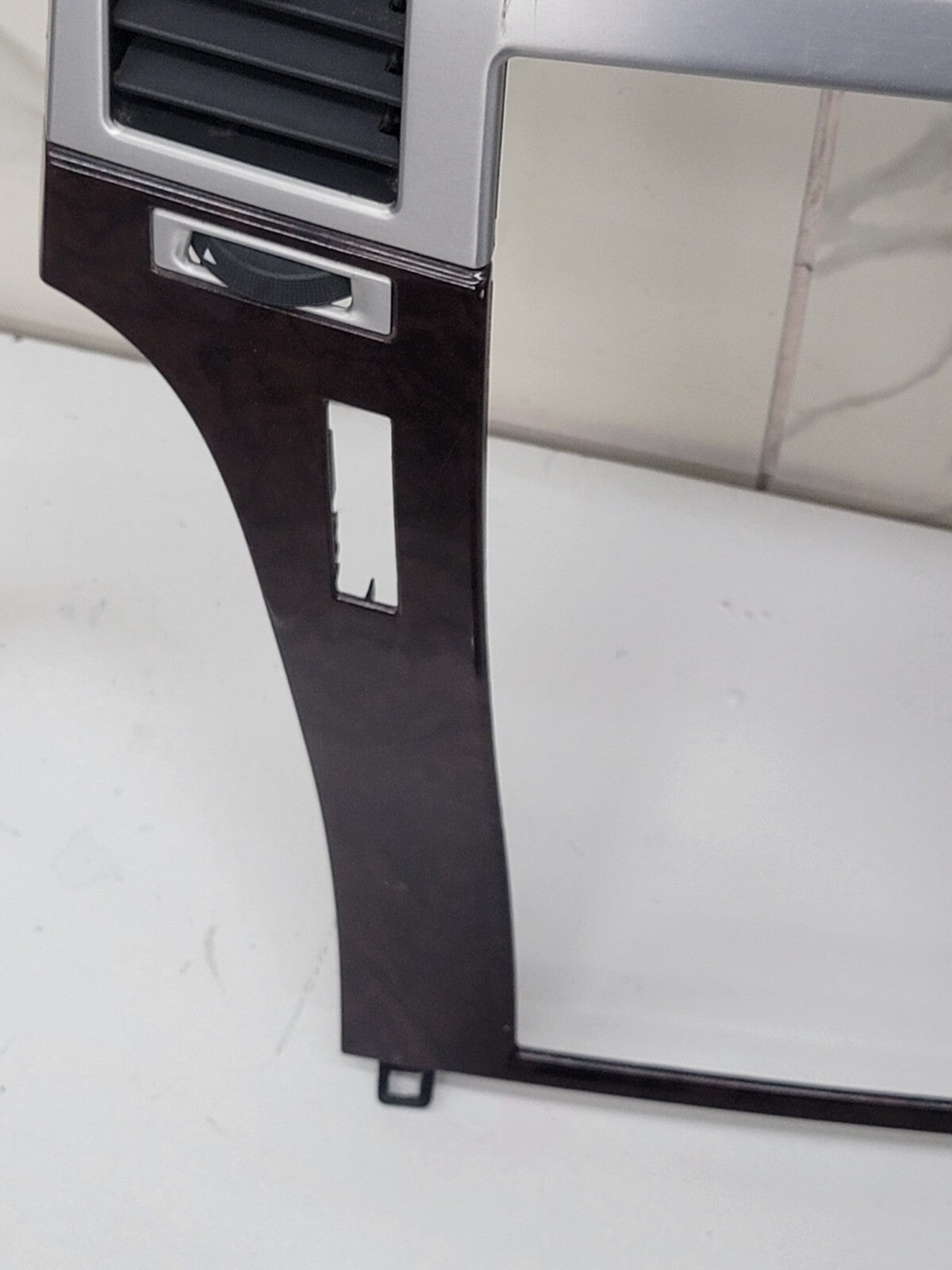 2007-2012 Cadillac Escalade Radio Dash Trim Bezel Panel Silver/Woodgrain Vent