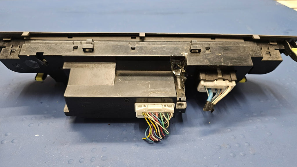 02-06 TOYOTA CAMRY Dash A/C Temperature Heater Climate Control Panel Ventilator