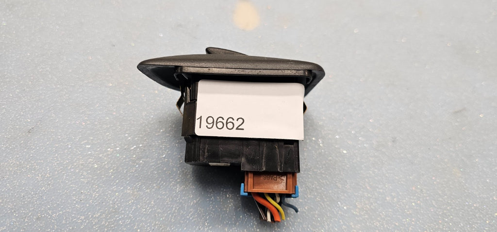 🔥03-06 Silverado Tahoe Suburban Yukon Sierra Left Rear Window Door Switch Black