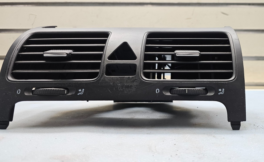 🔥05-10 Volkswagen Jetta Golf Dash AC A/C HVAC Air Vent Heater Bezel Black