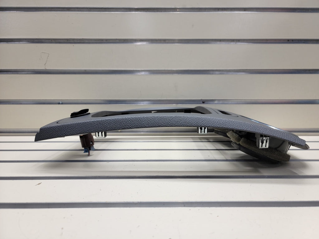🔥2006-2011 Chevrolet HHR Center Dash Radio Trim w Vents B37 grey