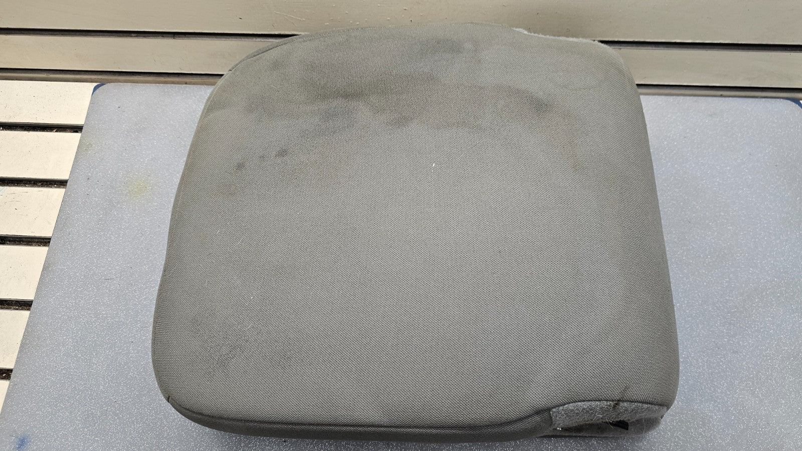 🔥02-08 Dodge RAM Center Console Jump Seat ARMREST Cover Lid Leather Gray JS7
